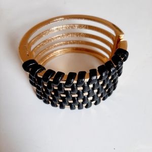 Trendy Ladies Bangle Bracelet